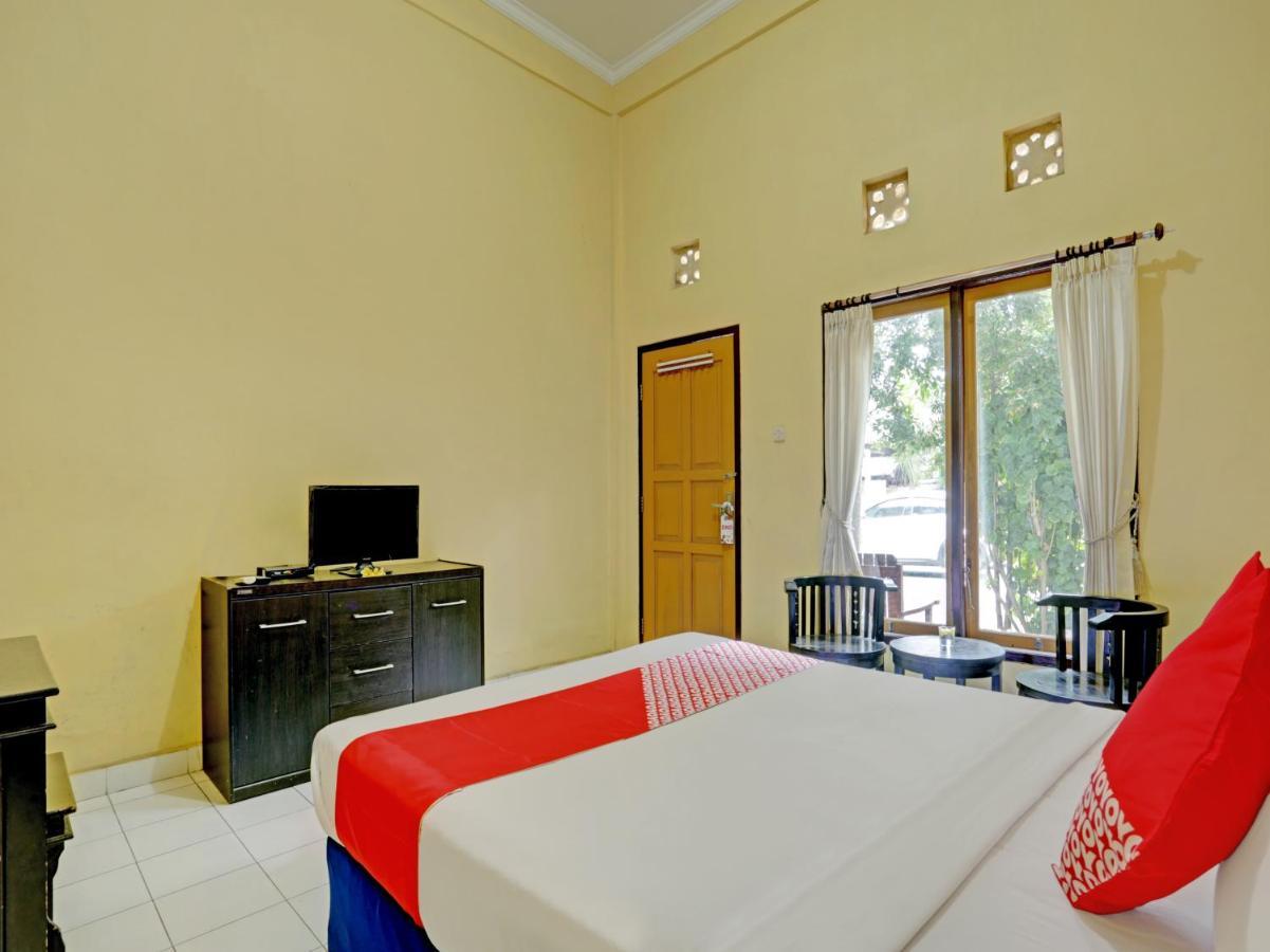 Oyo 3096 Hotel Dewi Warsiki Gilimanuk Exteriör bild